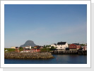 Lovund aus der Sicht von Insel Sleneset Lovund aus der Sicht von Insel Sleneset